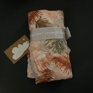 NWT Angel Dear Swaddle